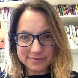 Dr Clare Thomas